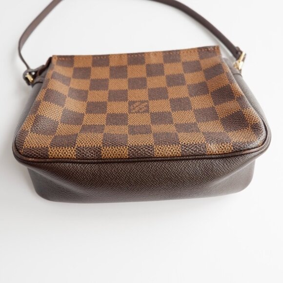Authentic Preowned Louis Vuitton Damier Ebene Trousse Shoulder Bag - Picture 9 of 15